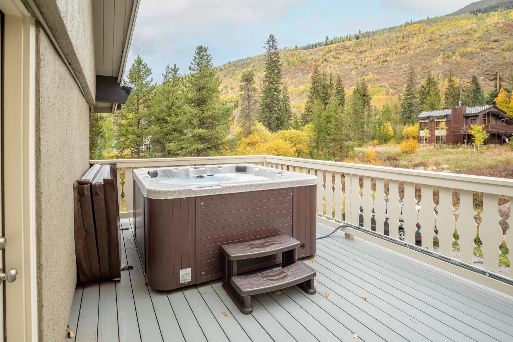 Bighorn By Avantstay Spacious Ski Cabin W Sprawling Porch Views Hot Tub Vail Bagian luar foto