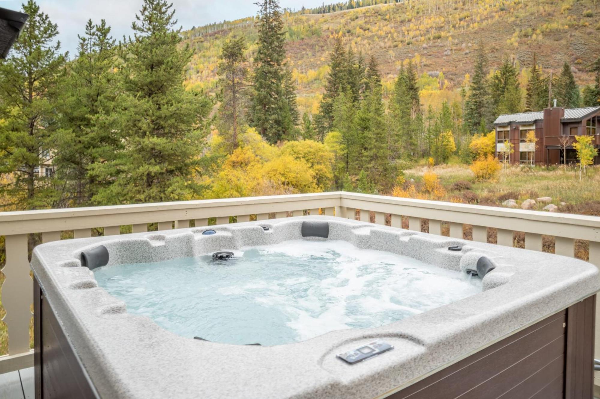 Bighorn By Avantstay Spacious Ski Cabin W Sprawling Porch Views Hot Tub Vail Bagian luar foto